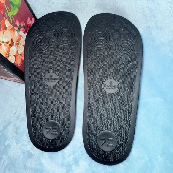 *Pretty* Gucci Bloom Slides | Size 34 (4W) - Picture 3 of 3